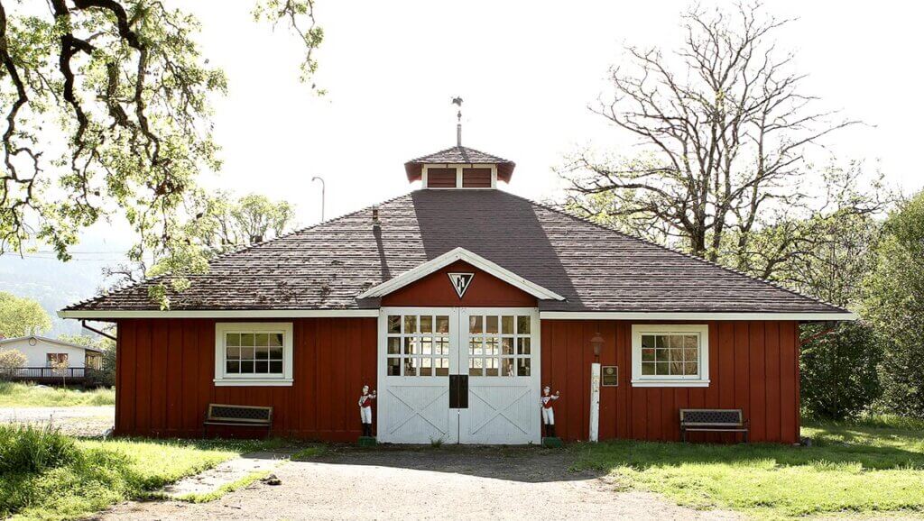 seabiscuit barn